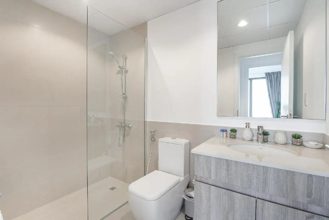Stylish 1Br Near Town Square - Sleeps 4 Guests Apartment Dubai 0*,