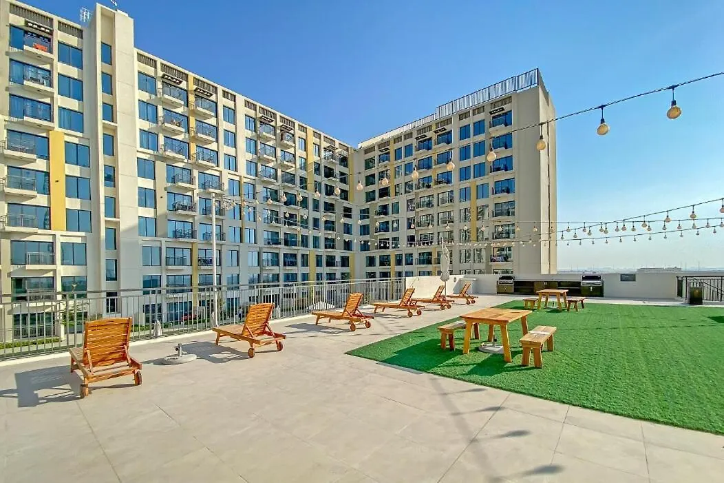 Stylish 1Br Near Town Square - Sleeps 4 Guests Apartment Dubai